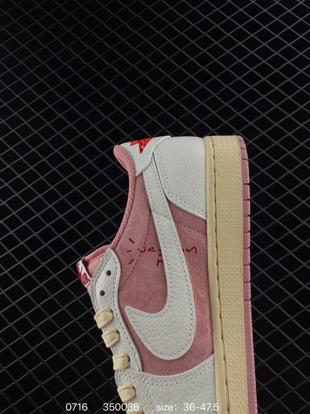 Travis Scott x Air Jordan 1 ” Reverse Mocha “